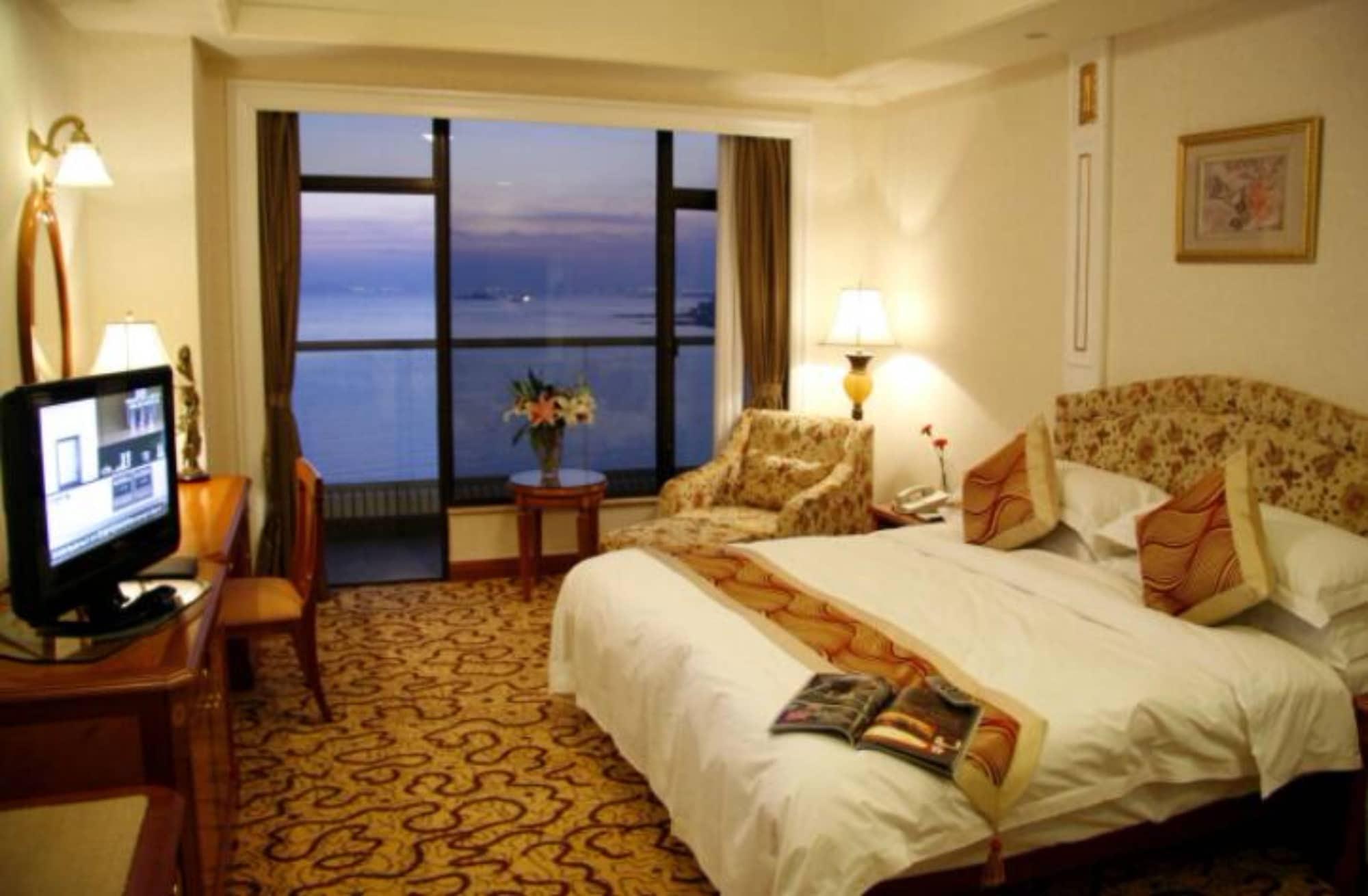 Huiquan Dynasty Hotel Qingdao Esterno foto
