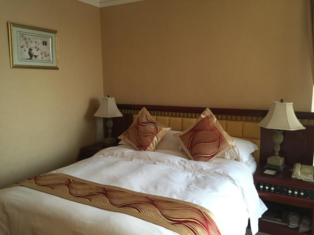 Huiquan Dynasty Hotel Qingdao Esterno foto