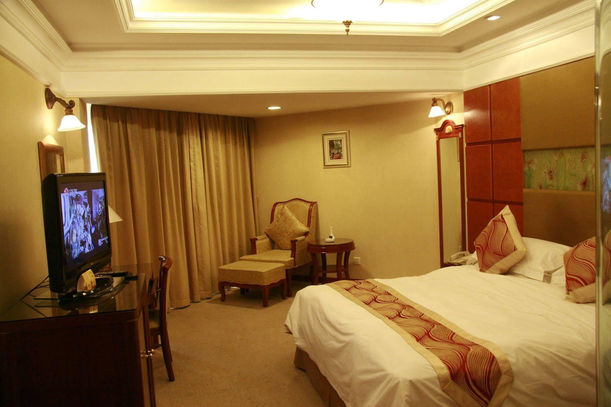 Huiquan Dynasty Hotel Qingdao Esterno foto