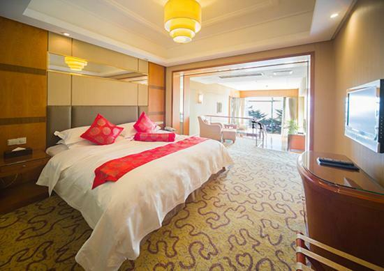 Huiquan Dynasty Hotel Qingdao Esterno foto